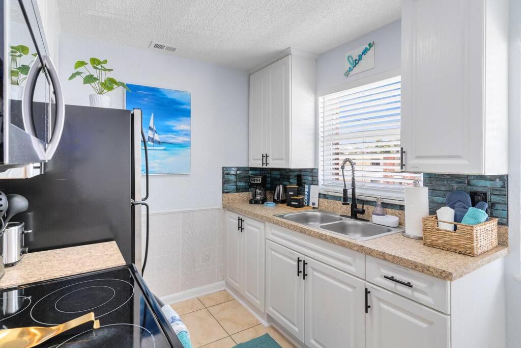 Ocean 32 - Swimside Apartment Indian Harbour Beach Exterior photo
